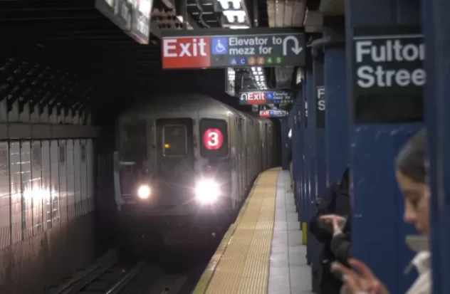 Man accused of attempted murder after pushing girlfriend into the subway
