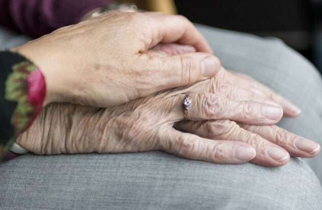Scams against the elderly increase significantly in the US
