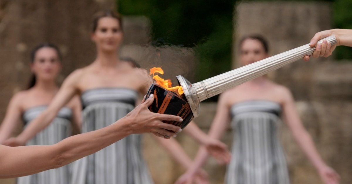 The flame is lit for the Olympic Games
