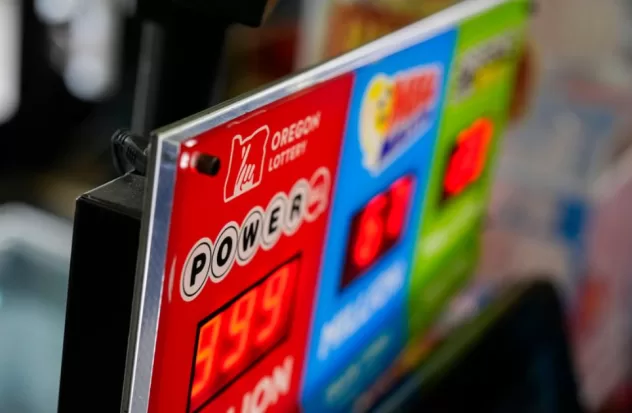 Winner takes home record $1.3 billion Powerball jackpot
