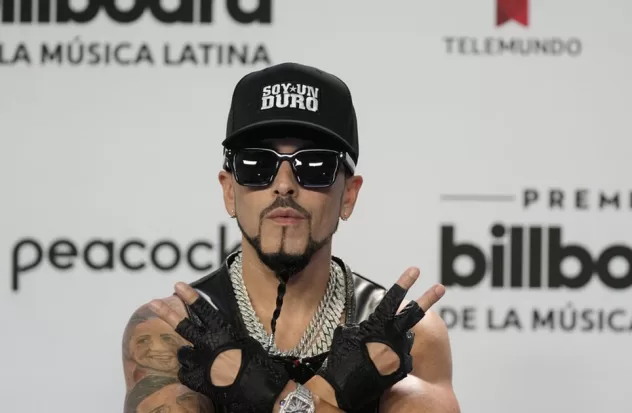Yandel sells his musical catalog to the South Korean company Beyond Music
