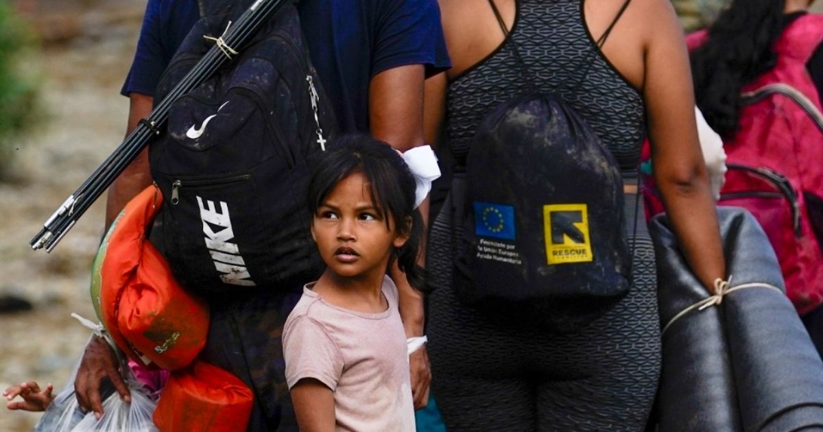 Colombia dismantles network that processed false documents for Venezuelan migrants
