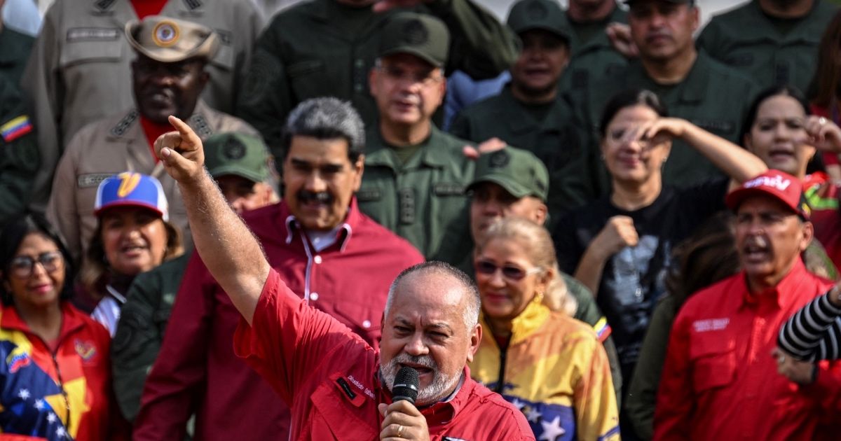 Diosdado Cabello attacks Colombian chancellor
