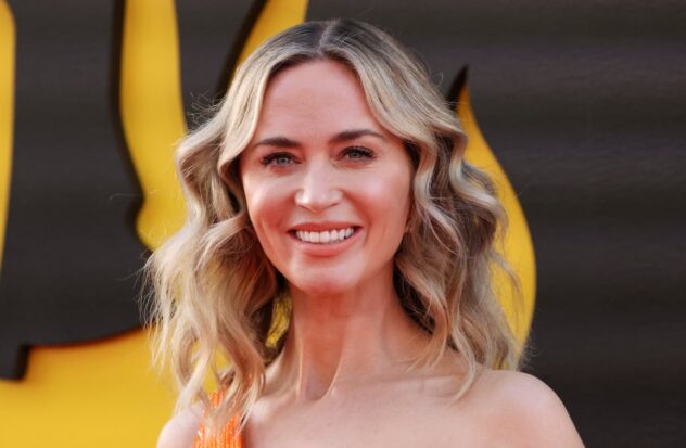 Emily Blunt confesses that she felt like vomiting after kissing some actors
