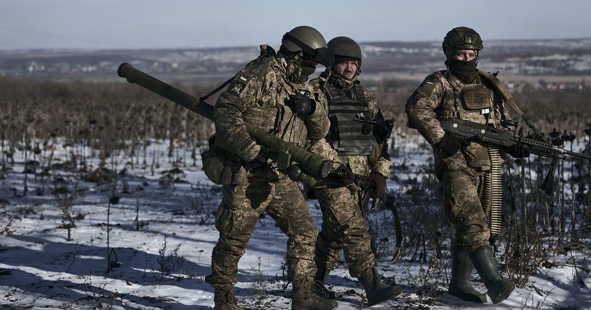 HRW accuses Russia of executing some 20 Ukrainian soldiers
