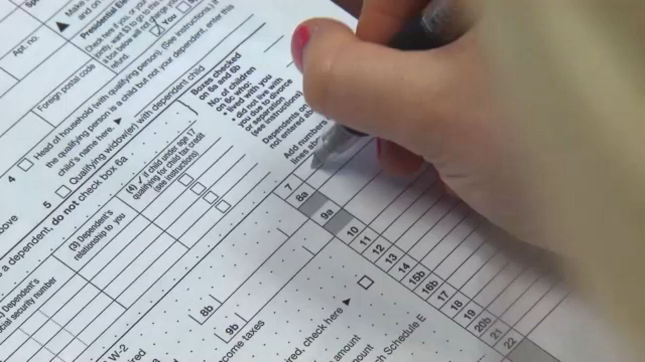 IRS extends its free tax filing program
