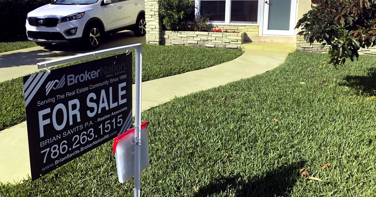  Is it time to buy a house?  Real estate market shows drop in sales in Miami-Dade
