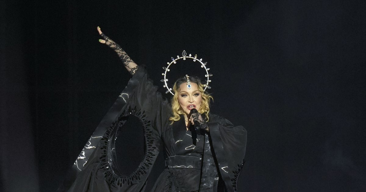 Madonna exceeds expectations and brings together 1.6 million people in Rio
