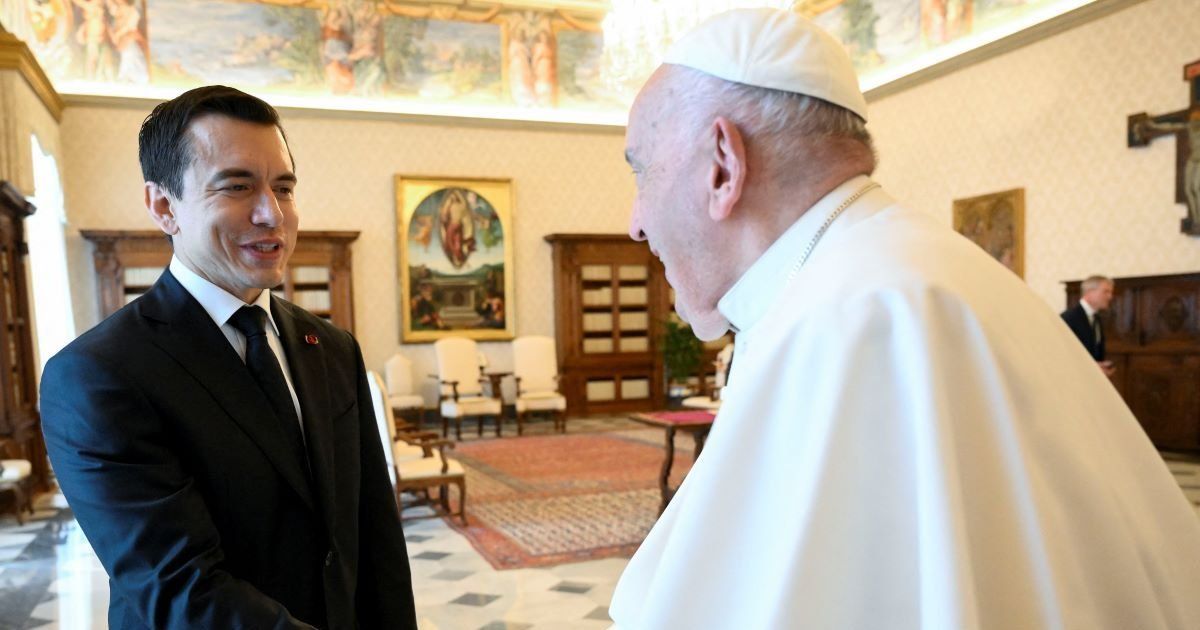 Pope Francis receives the president of Ecuador at the Vatican
