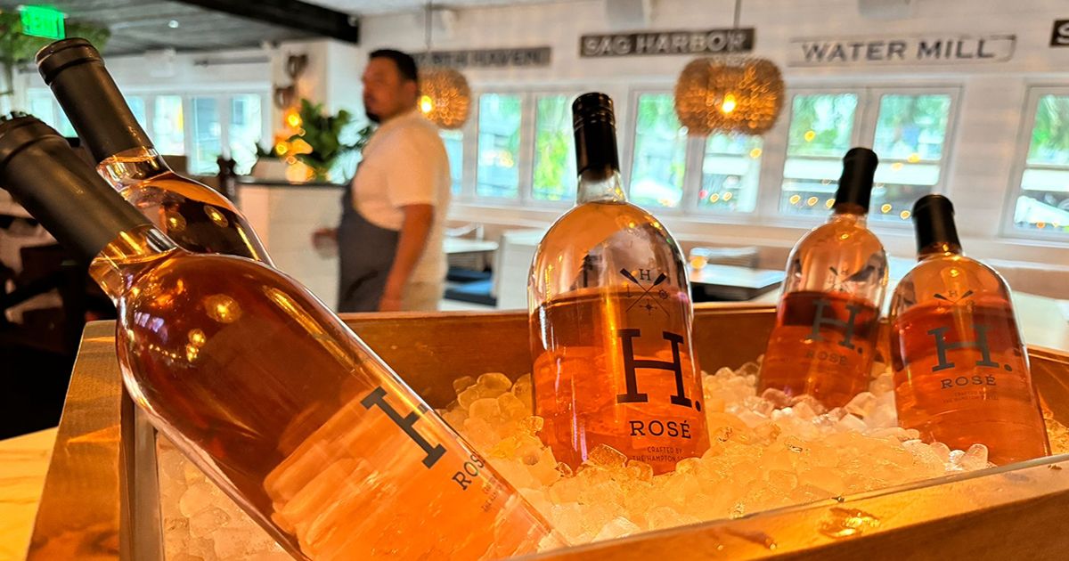 Rose Wine Oasis and More at Mary Brickell Village
