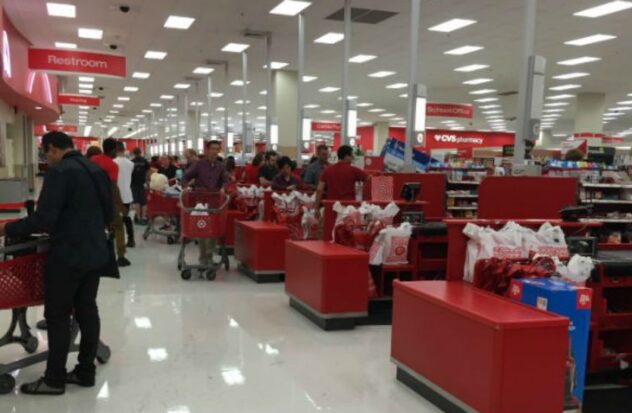 Target cuts prices to attract low-income customers
