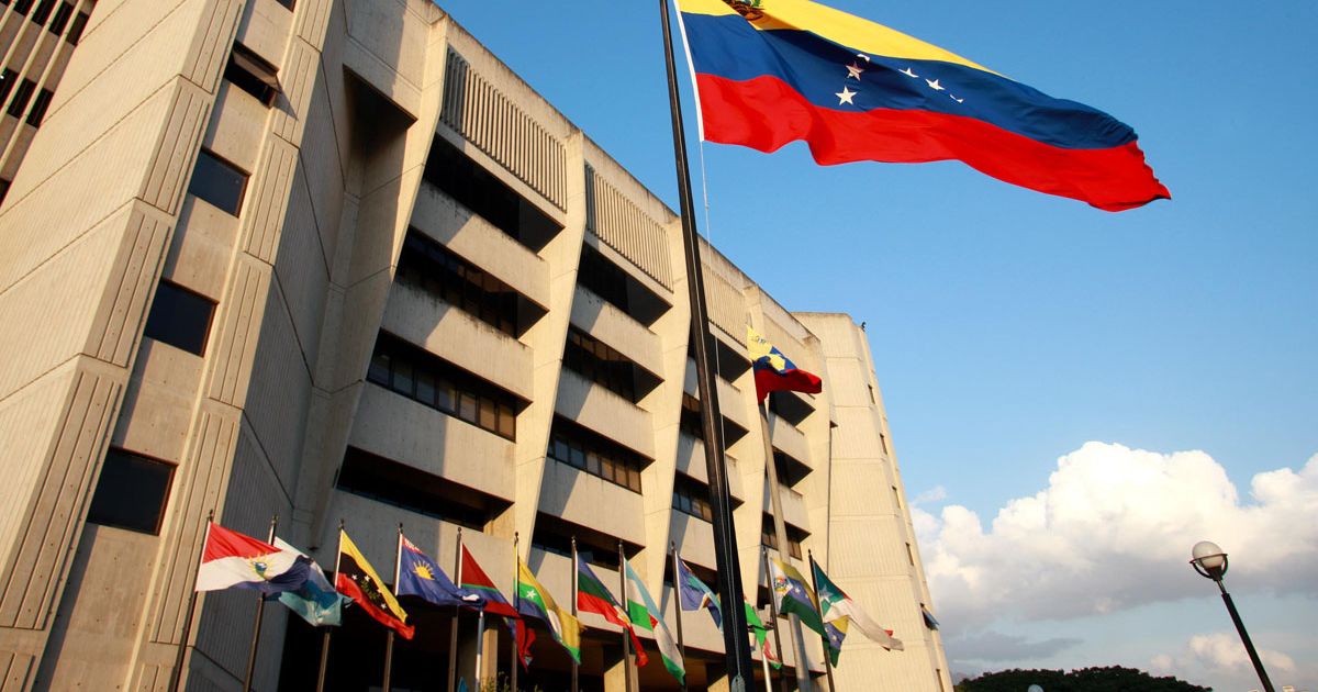 The Venezuelan judicial system does not meet constitutional requirements
