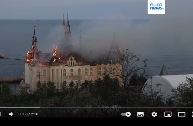 This is what Harry Potter's castle looks like after a Russian attack
