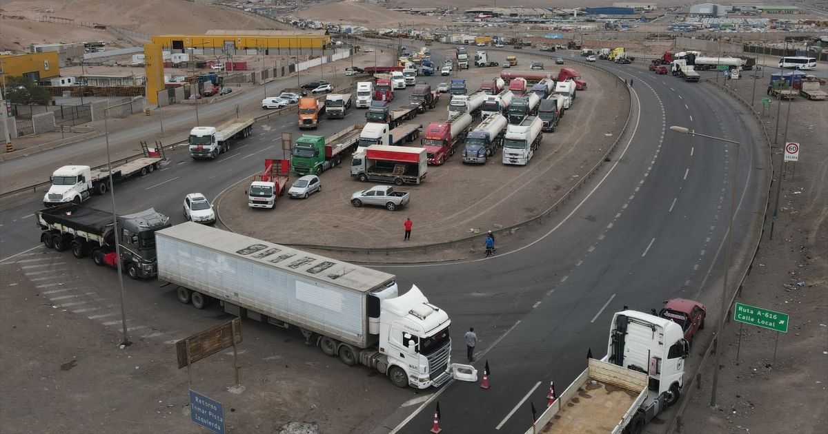 Truckers go on strike due to increased insecurity in Chile
