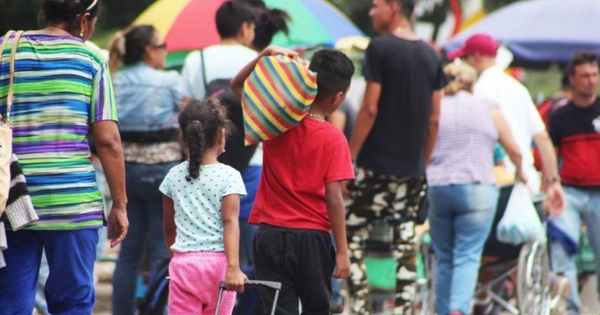 Colombia regularizes guardians of Venezuelan migrant children