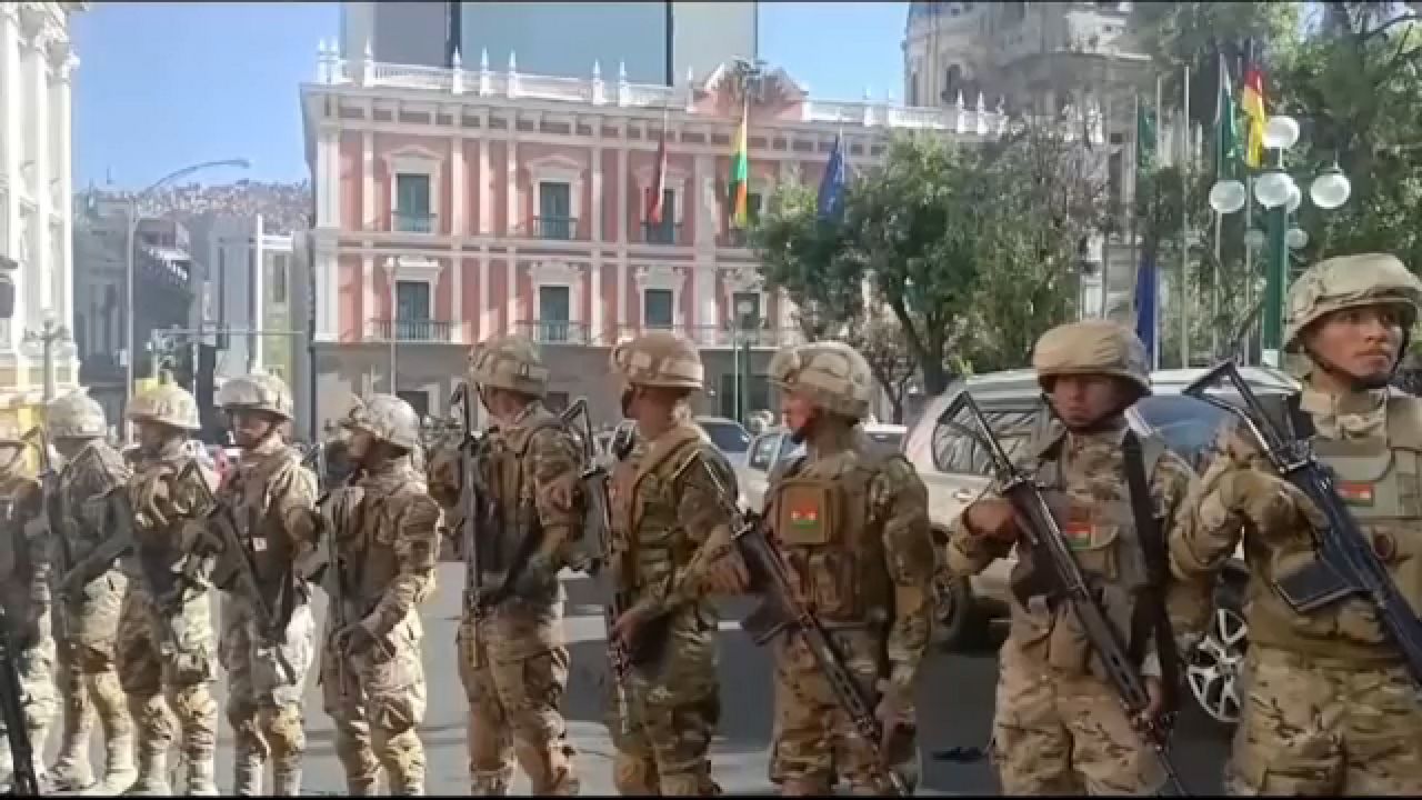 La Paz regains calm after failed military coup