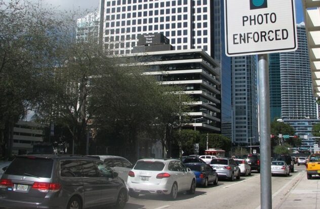 New Florida law requires justifying the installation of traffic cameras