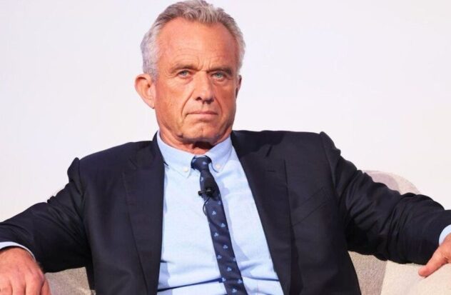  Robert F. Kennedy Jr.  visits Miami for Latin Wall Street Awards conference
