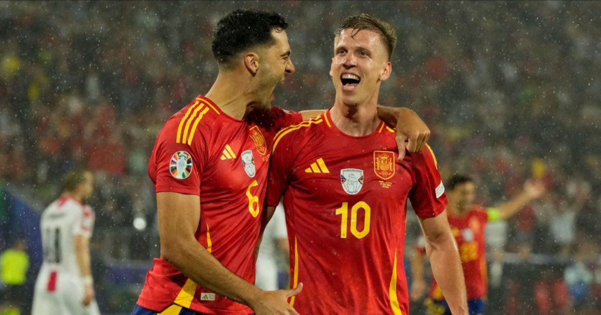 Spain's thrashing allows them to continue into the Euro Cup quarterfinals