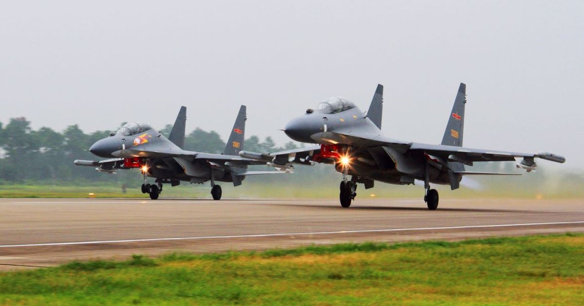 Taiwan denounces new combat maneuvers by Chinese fighters near the island