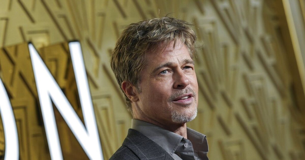 They claim that Brad Pitt is upset by his daughter Shiloh's decision
