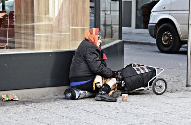 US Supreme Court allows cities to ban homeless people from sleeping outdoors
