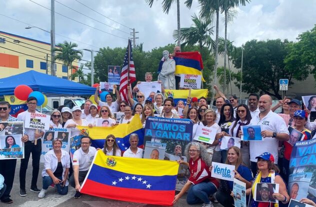 Venezuelans in Miami met at the Citizens Assembly this Sunday
