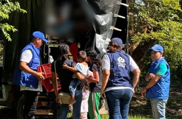 Armed group kidnaps 13 people near Colombia-Venezuela border
