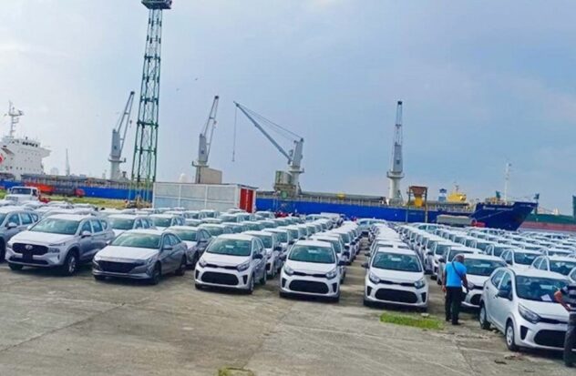 Car market grows at the hands of the regime thanks to Biden, but the Cubans suffer
