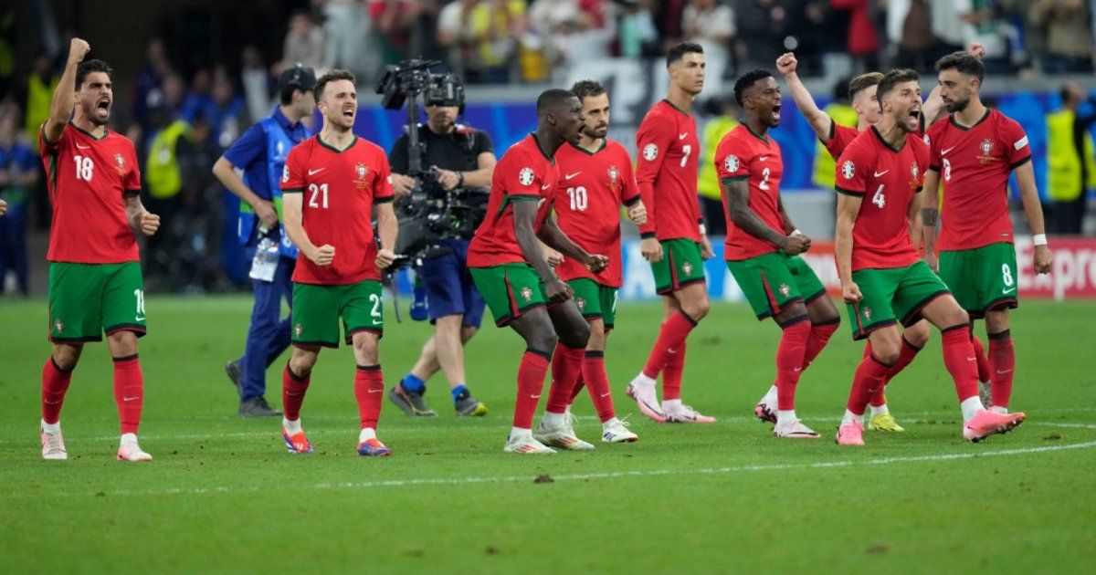 Cristiano Ronaldo misses a penalty, but Portugal comes back to life