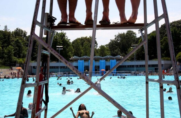 Extended pool hours return due to heat

