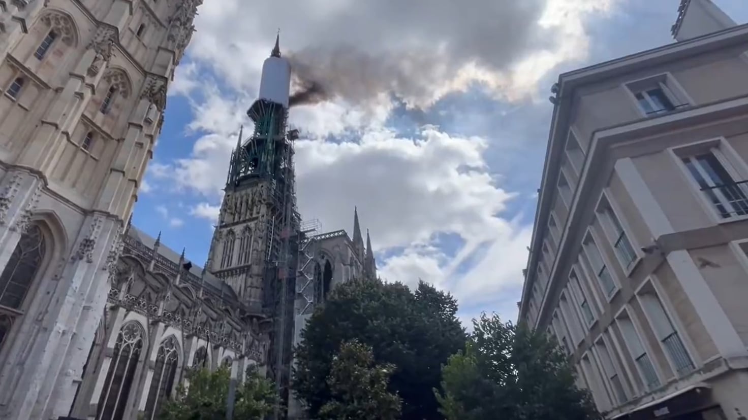 Fire in France: Rouen Cathedral on fire