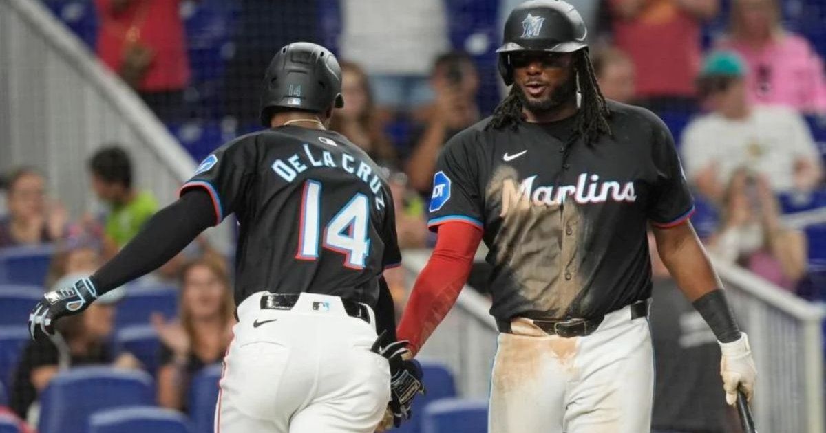 Marlins cling to hope, projections aren't good