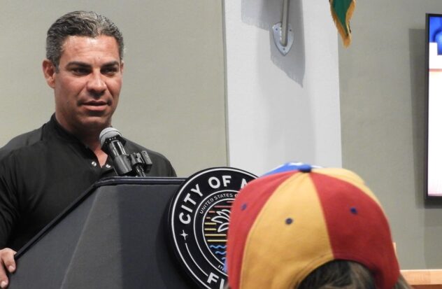 Miami Mayor Backs Venezuelan People Against Electoral Fraud
