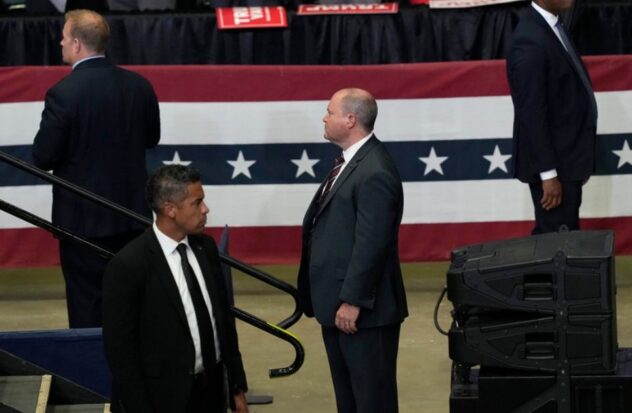 Secret Service admits it refused to beef up Trump's security

