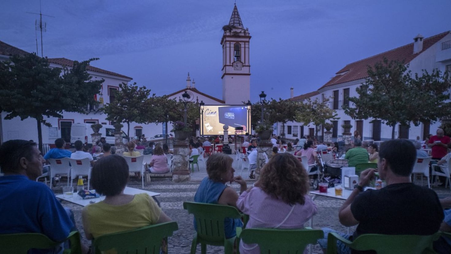 Summer cinemas in Madrid in 2024: dates, ticket prices, schedules and film listings
