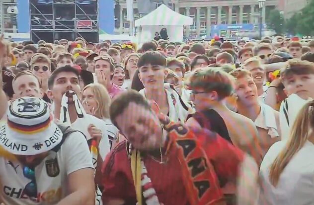 The Spanish fan who celebrated Spain's goal in the Fan Zone in Germany: I thought there would be Spaniards
