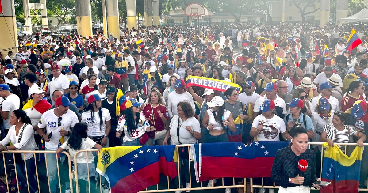 Thousands of Venezuelans in Miami with the dream of freedom