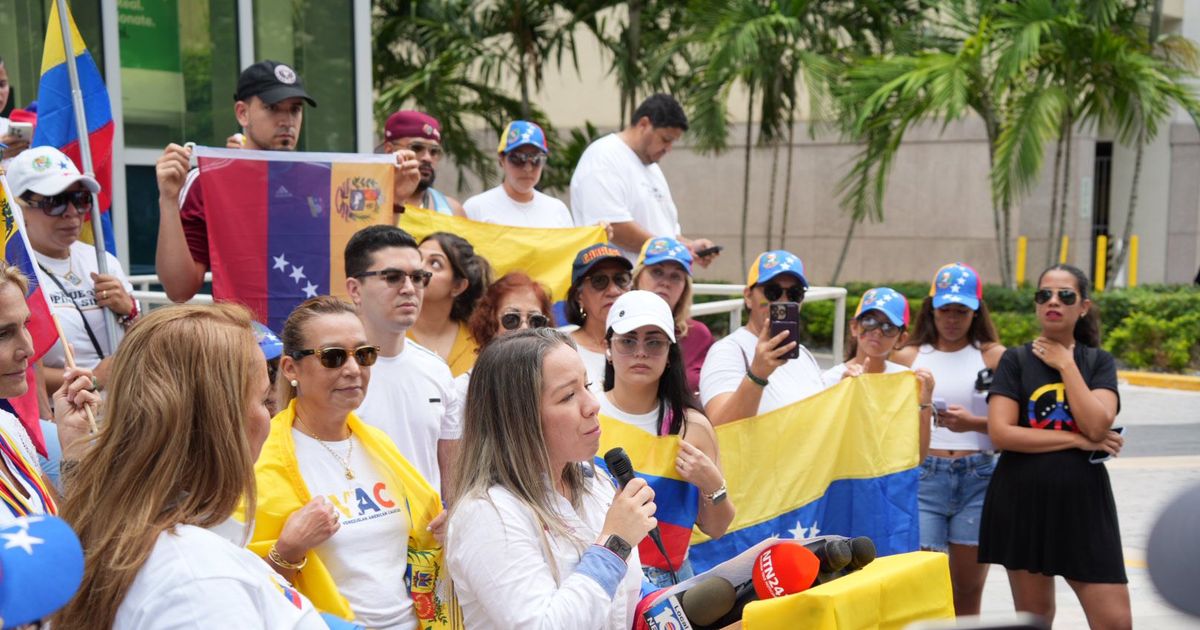 Venezuelans protest in Miami over inability to vote in presidential elections