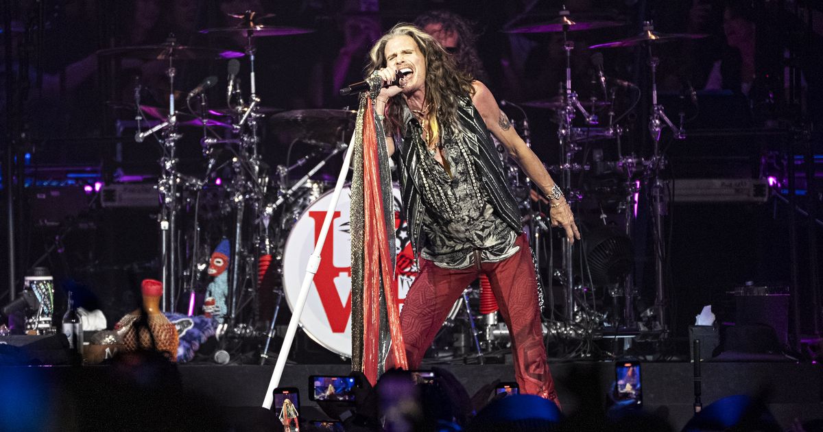 Aerosmith stops touring due to permanent damage to Steven Tyler's voice