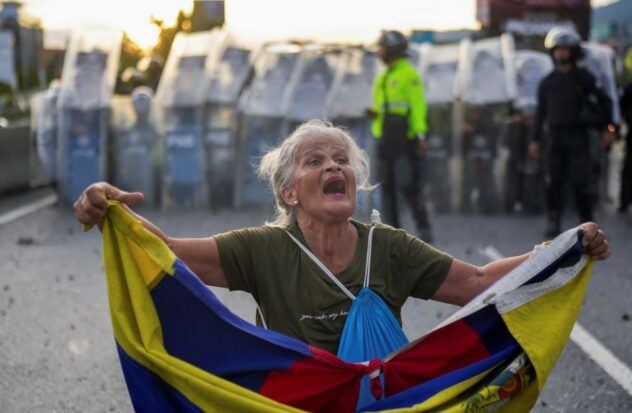Crucial day of protests in Venezuela against Maduro, who multiplies threats

