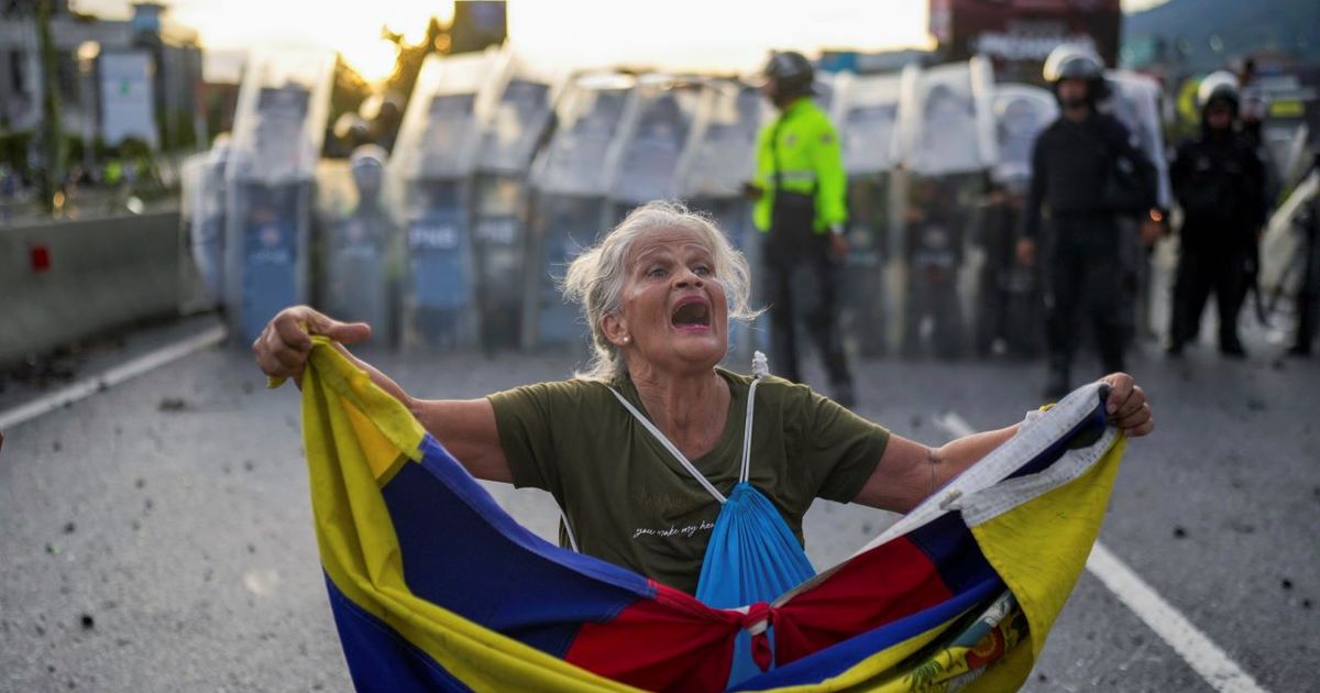 Crucial day of protests in Venezuela against Maduro, who multiplies threats