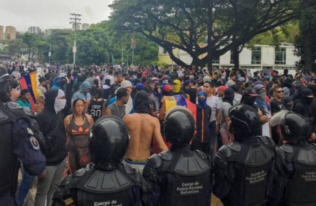 List of detainees rises to 711 during protests against electoral fraud in Venezuela
