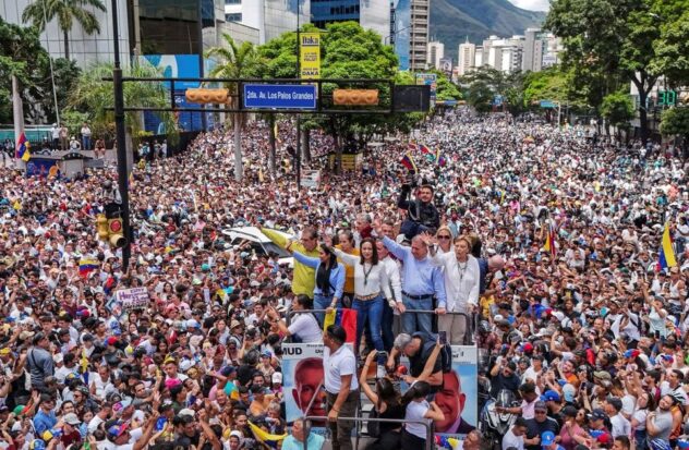 Venezuelan opposition has more than 80% of the electoral records confirming its victory
