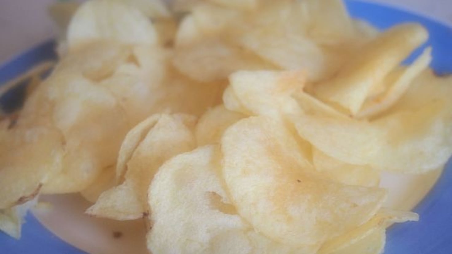 Who makes the white label crisps in each supermarket? Mercadona, Lidl, Aldi, Carrefour, Dia...